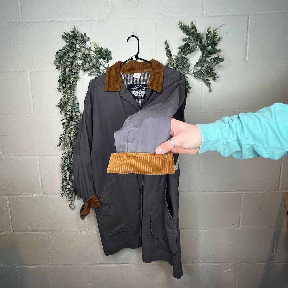 Docker's Women's Gray Jacket with Tan Collar - Picture 3 of 10